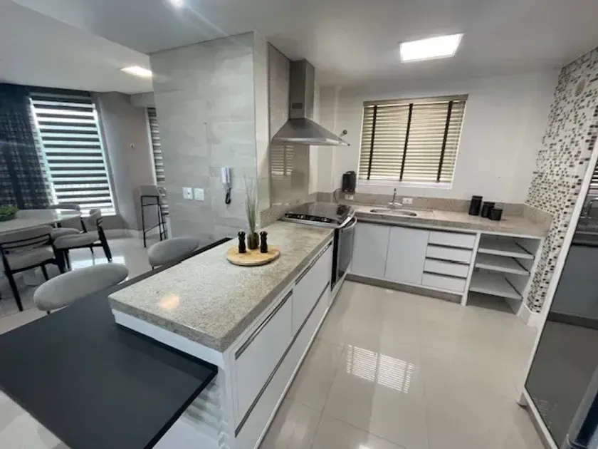 Apartamento de alto padrão mobiliado com  3 suítes e 3 vagas | Balneário Camboriú/SC — foto 5