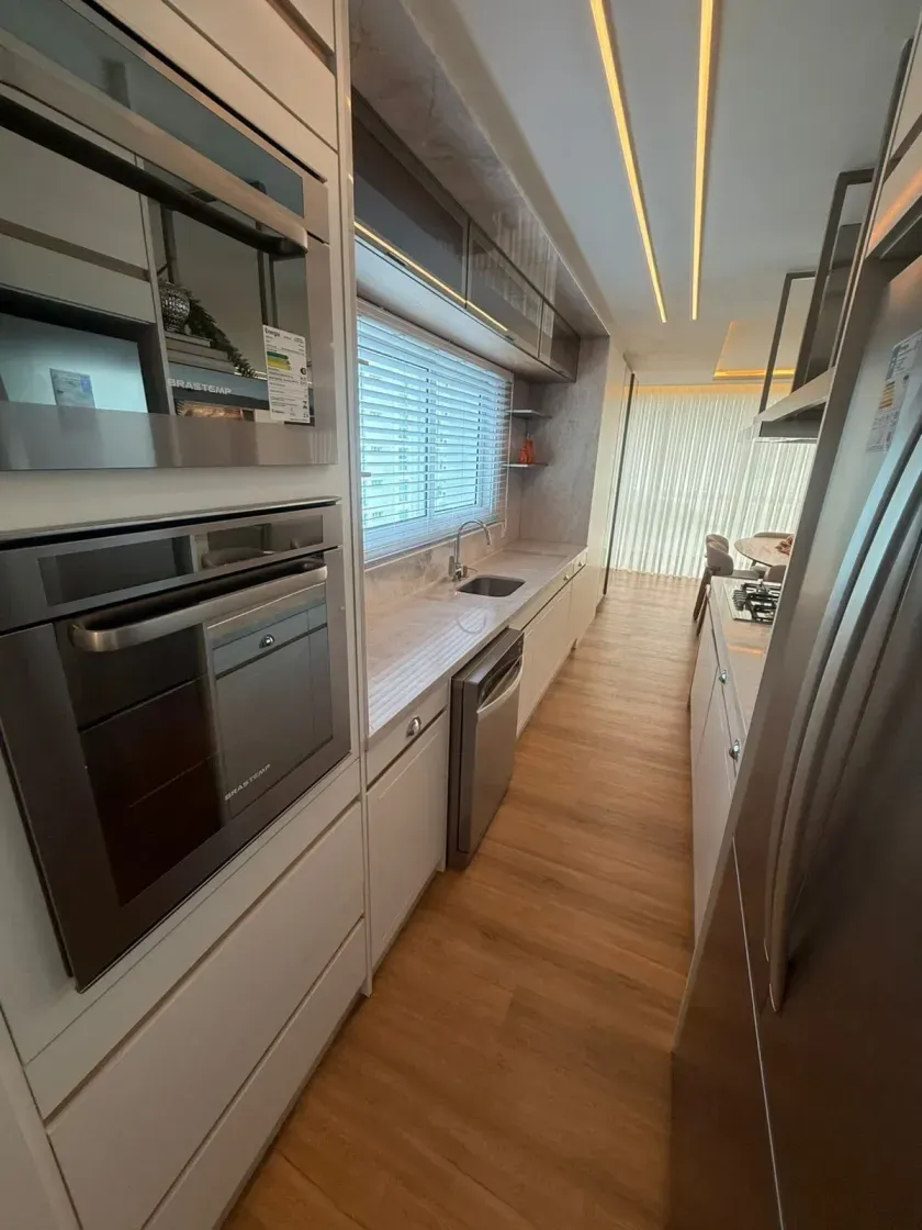 Apartamento de alto padrão com 3 suítes e 3 vagas de garagem | Balneário Camboriú/SC — foto 4