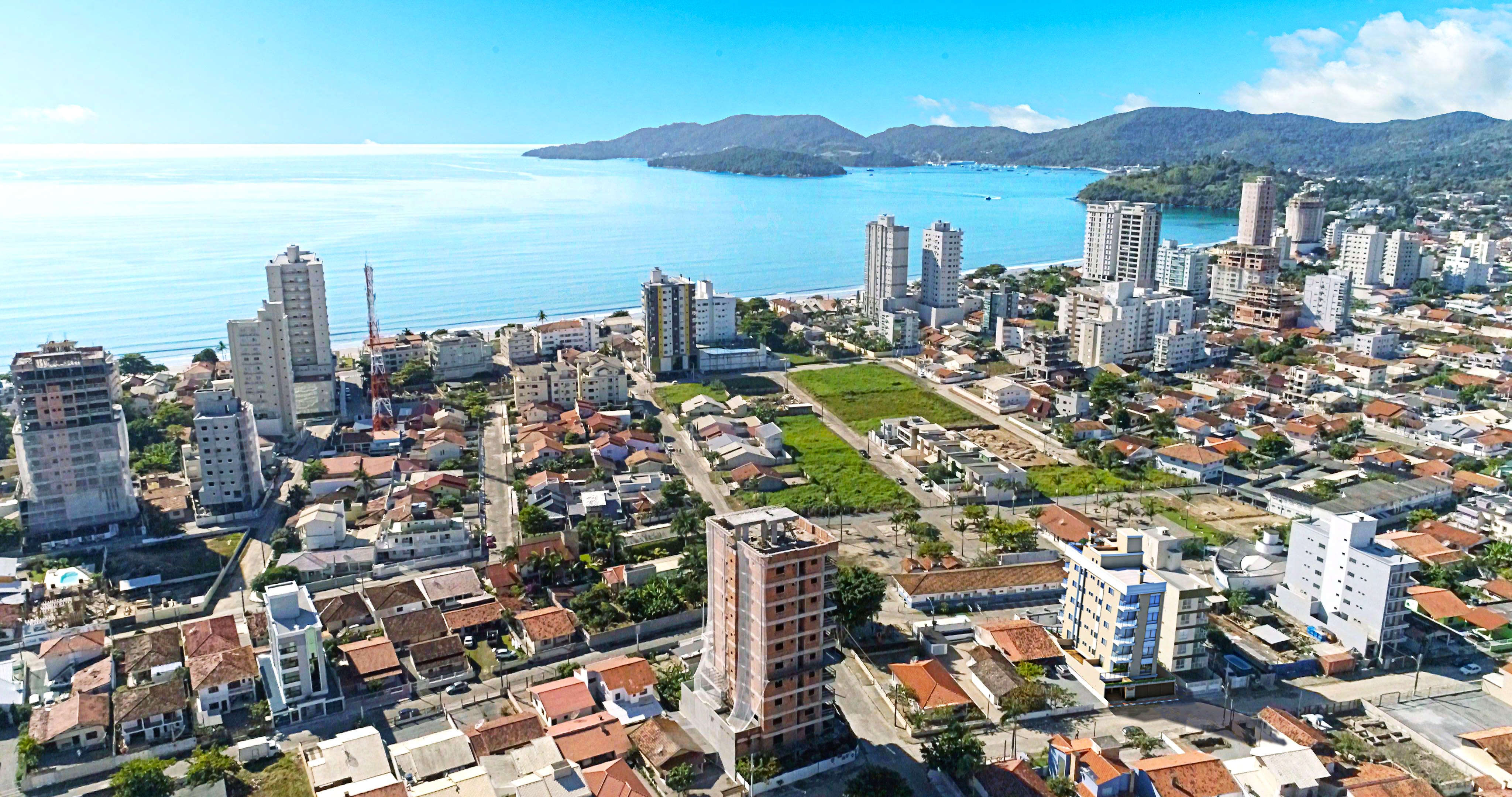 Bell Mare Residenza — vista aérea do Balneário Perequê em Porto Belo SC