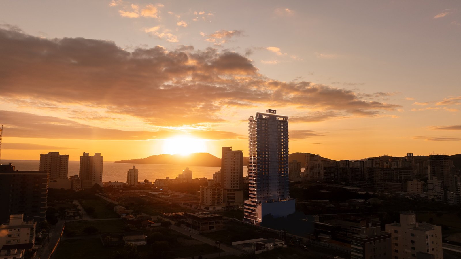Blanc Residence — drone 2, Revê Empreendimentos, Porto Belo SC