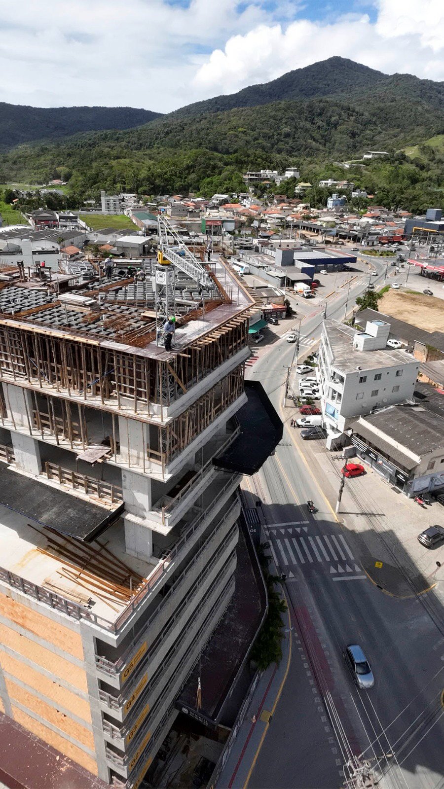 Brickell Business — obra outubro drone 8, Mattos Incorporadora, Balneário Perequê, Porto Belo SC Brickell Business — obra outubro drone 8, Mattos Incorporadora, Balneário Perequê, Porto Belo SC