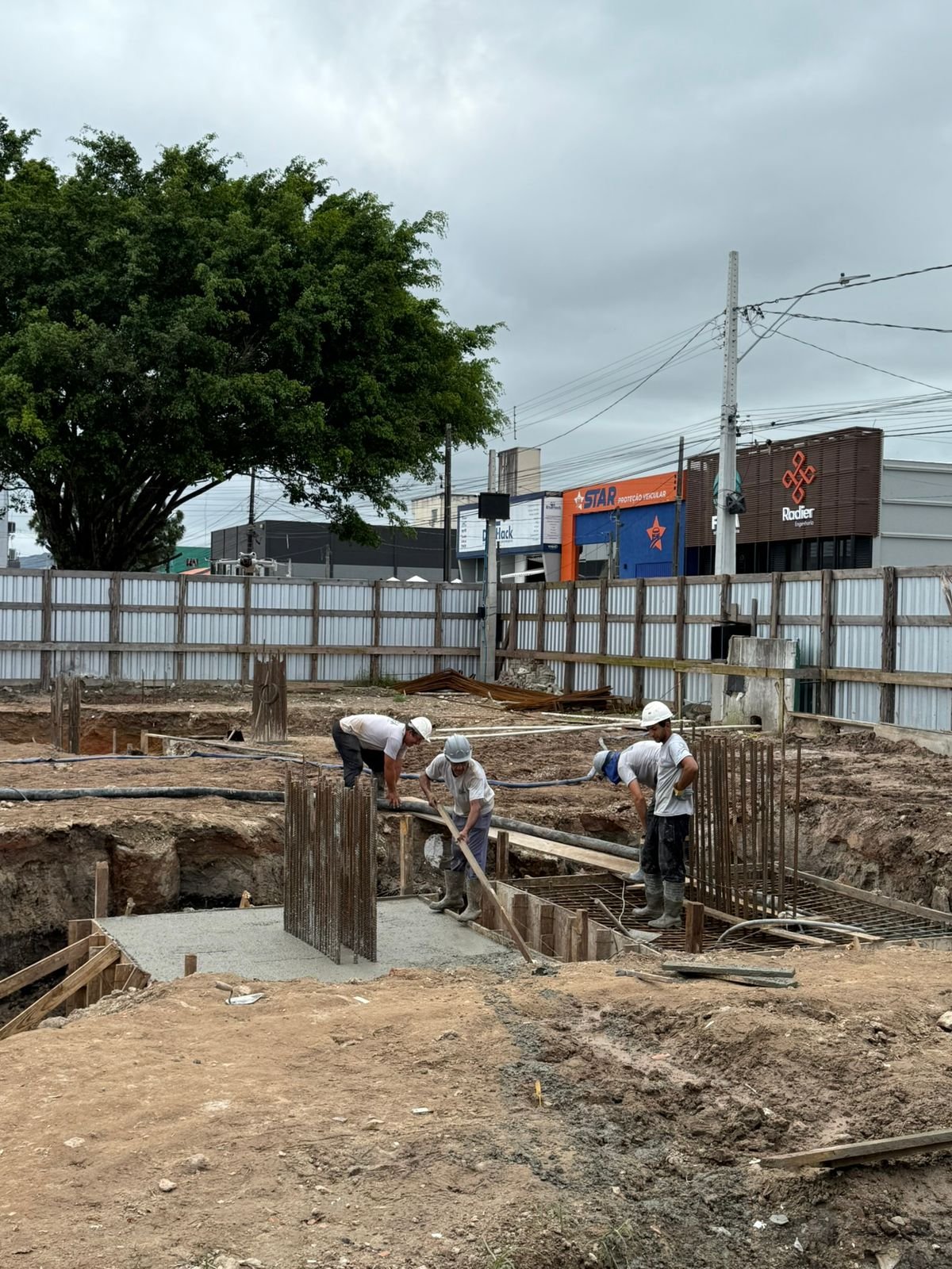 Encante Residencial — andamento da obra, Reskatrin Empreendimentos, Balneário Perequê, Porto Belo SC Encante Residencial — andamento da obra, Reskatrin Empreendimentos, Balneário Perequê, Porto Belo SC