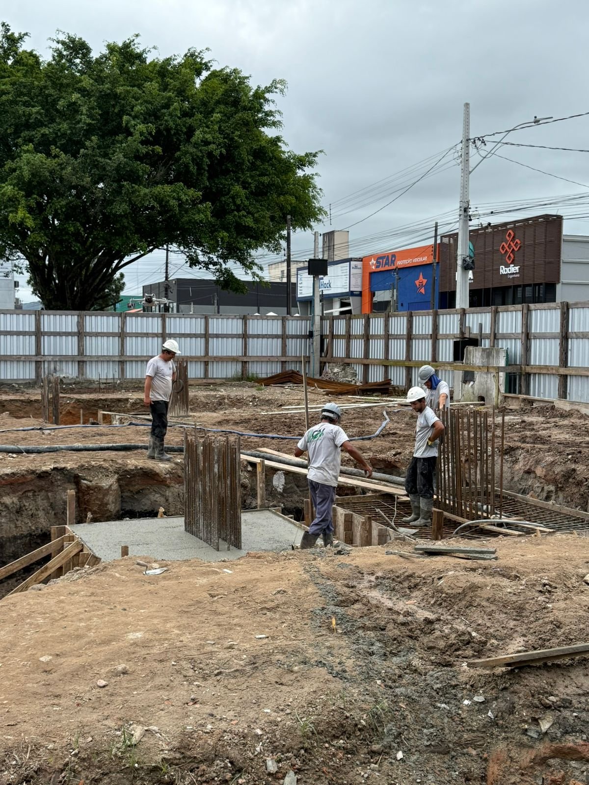 Encante Residencial — andamento da obra, Reskatrin Empreendimentos, Balneário Perequê, Porto Belo SC Encante Residencial — andamento da obra, Reskatrin Empreendimentos, Balneário Perequê, Porto Belo SC