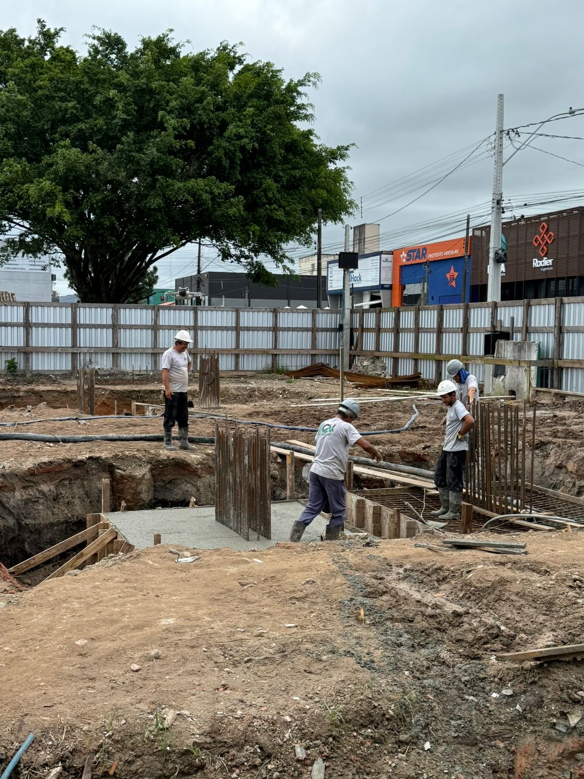 Encante Residencial — andamento da obra, Reskatrin Empreendimentos, Balneário Perequê, Porto Belo SC Encante Residencial — andamento da obra, Reskatrin Empreendimentos, Balneário Perequê, Porto Belo SC