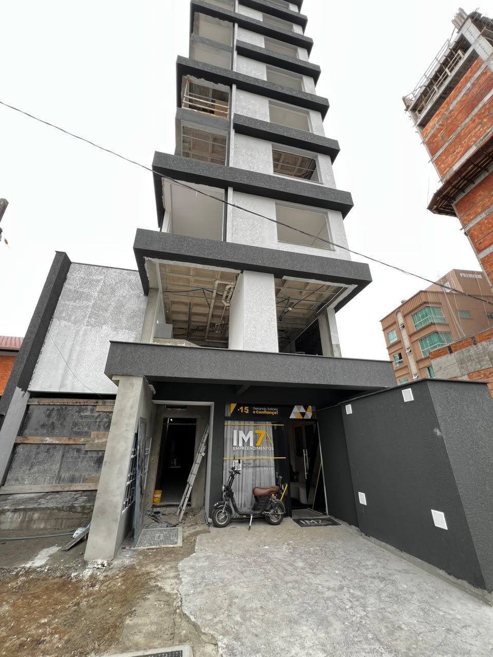 Zephyros — andamento da obra, IM7 Empreendimentos, Balneário Perequê, Porto Belo SC Zephyros — andamento da obra, IM7 Empreendimentos, Balneário Perequê, Porto Belo SC