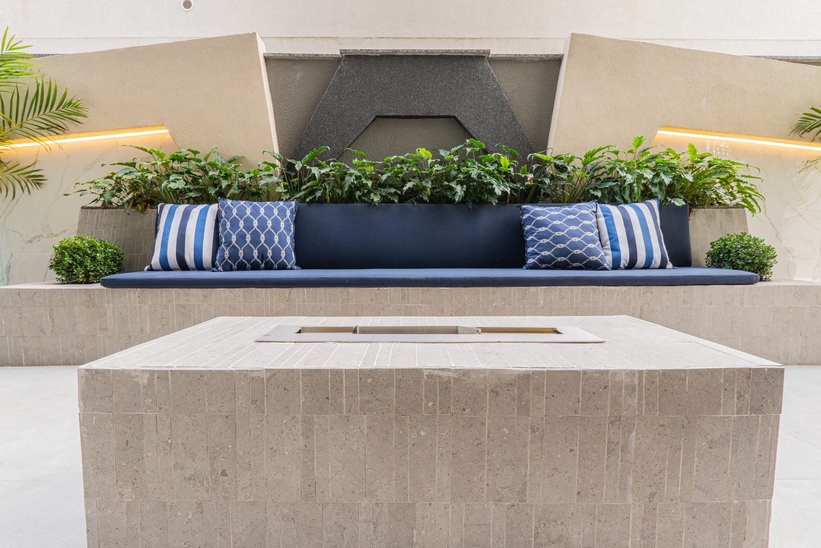 Leblon Residence — Fire place (foto real), Construtora Pro House, Porto Belo SC