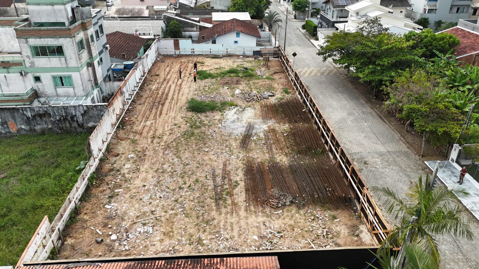 Monte Moriá — andamento da obra, Império Real Construtora, Balneário Perequê, Porto Belo SC Monte Moriá — andamento da obra, Império Real Construtora, Balneário Perequê, Porto Belo SC