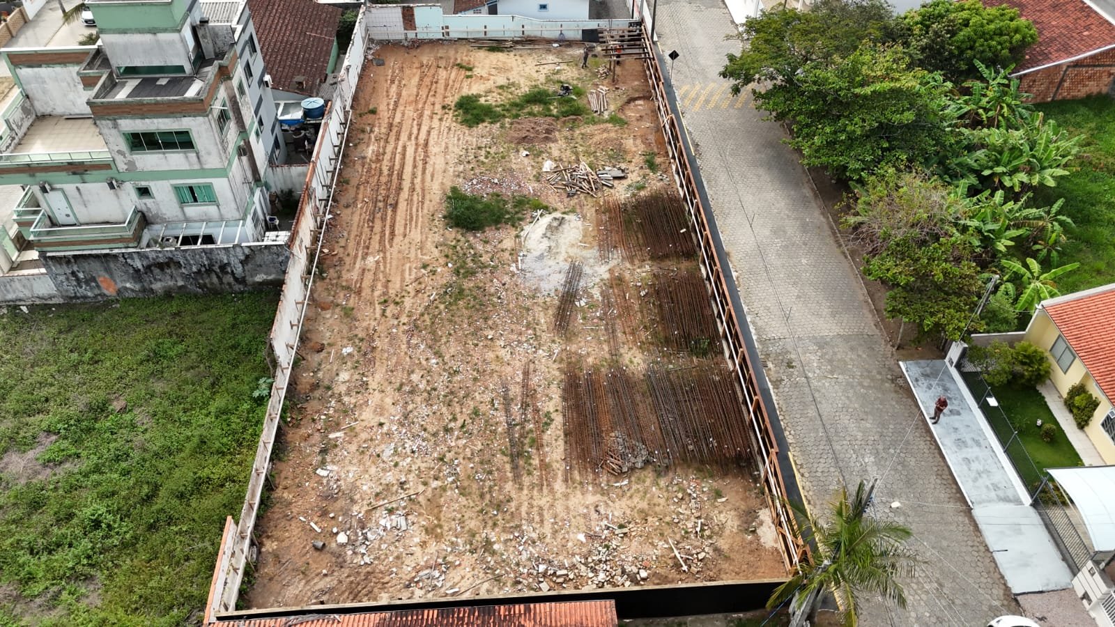 Monte Moriá — andamento da obra, Império Real Construtora, Balneário Perequê, Porto Belo SC Monte Moriá — andamento da obra, Império Real Construtora, Balneário Perequê, Porto Belo SC