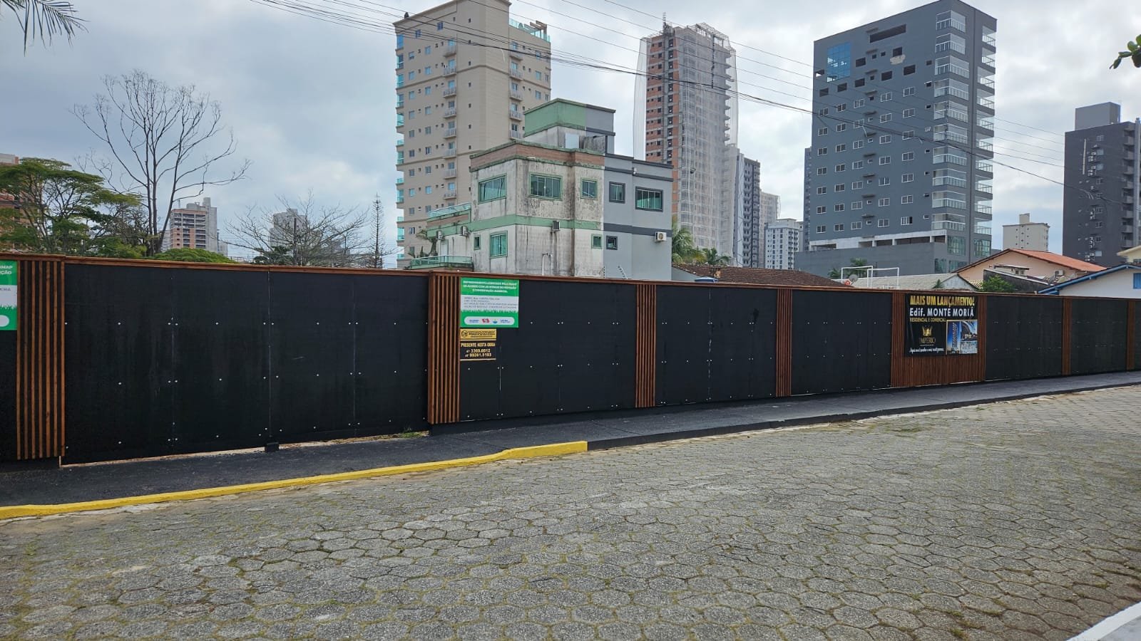 Monte Moriá — andamento da obra, Império Real Construtora, Balneário Perequê, Porto Belo SC Monte Moriá — andamento da obra, Império Real Construtora, Balneário Perequê, Porto Belo SC