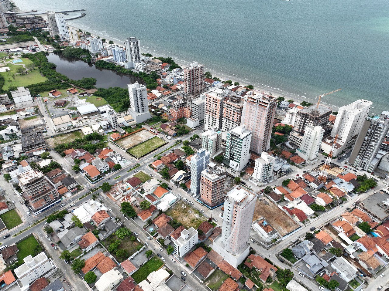 Siesta Beach Residence — planta e tipologias 6, Coap Construtora & Incorporadora, Balneário Perequê, Porto Belo SC Siesta Beach Residence — planta e tipologias 6, Coap Construtora & Incorporadora, Balneário Perequê, Porto Belo SC
