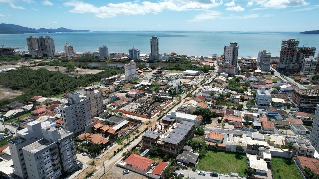 Solare Residence — andamento da obra, GRF Engenharia e Construtora, Balneário Perequê, Porto Belo SC Solare Residence — andamento da obra, GRF Engenharia e Construtora, Balneário Perequê, Porto Belo SC