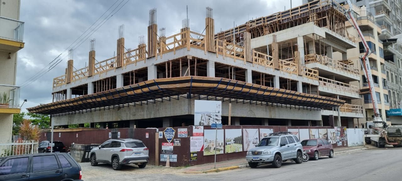 Spazio Marine Residenziale — andamento da obra, GR&P Construtora, Balneário Perequê, Porto Belo SC