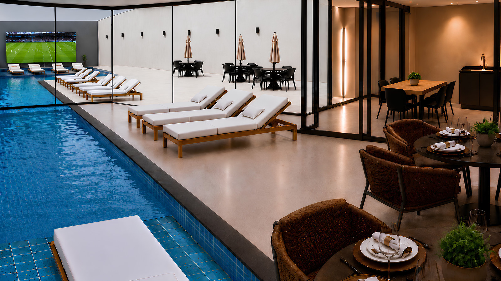 Volt Tower — piscina interna de dia, Mauser Construtora, Balneário Perequê, Porto Belo SC