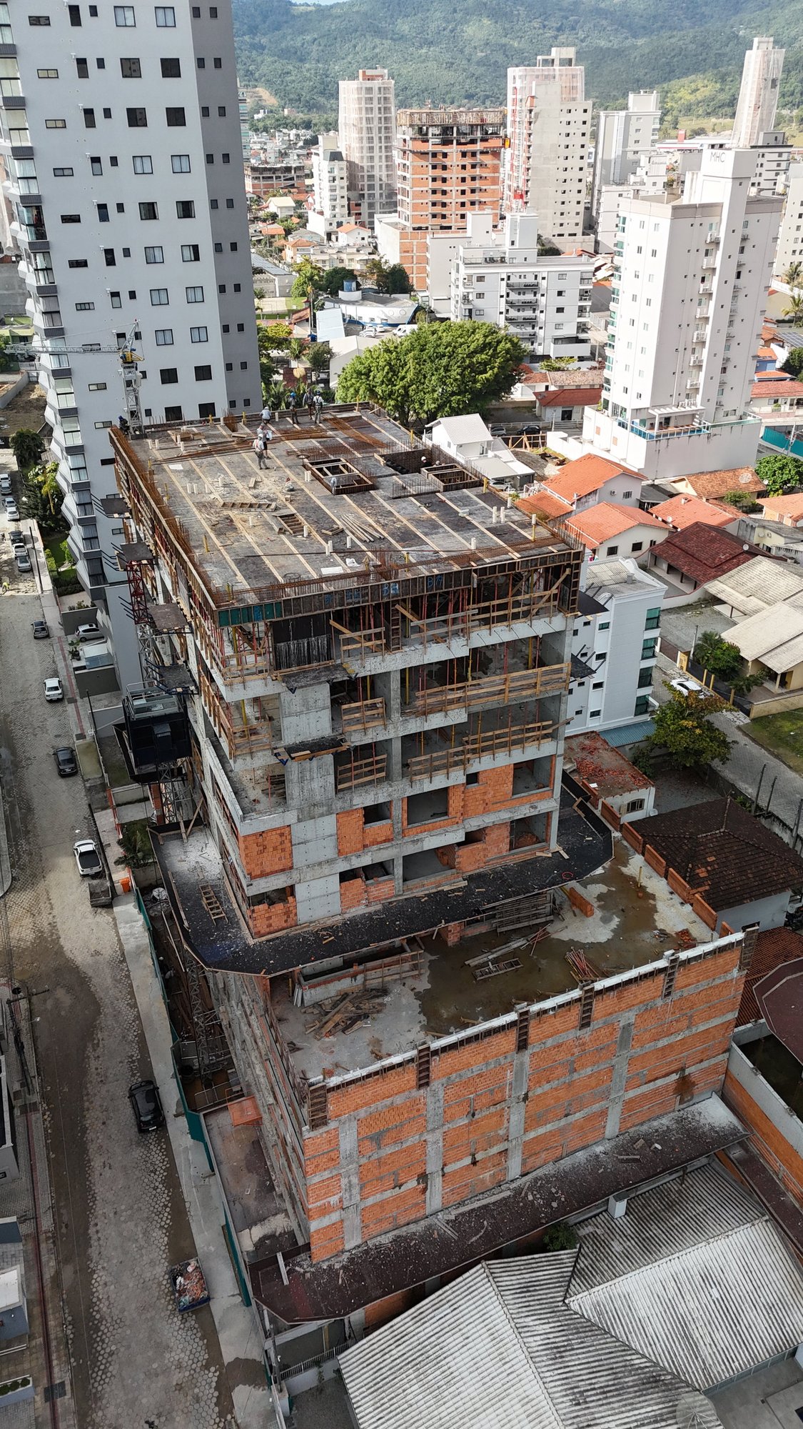Voss Residence — andamento da obra em 15/07/2026, Grupo Lumis, Balneário Perequê, Porto Belo SC Voss Residence — andamento da obra em 15/07/2026, Grupo Lumis, Balneário Perequê, Porto Belo SC