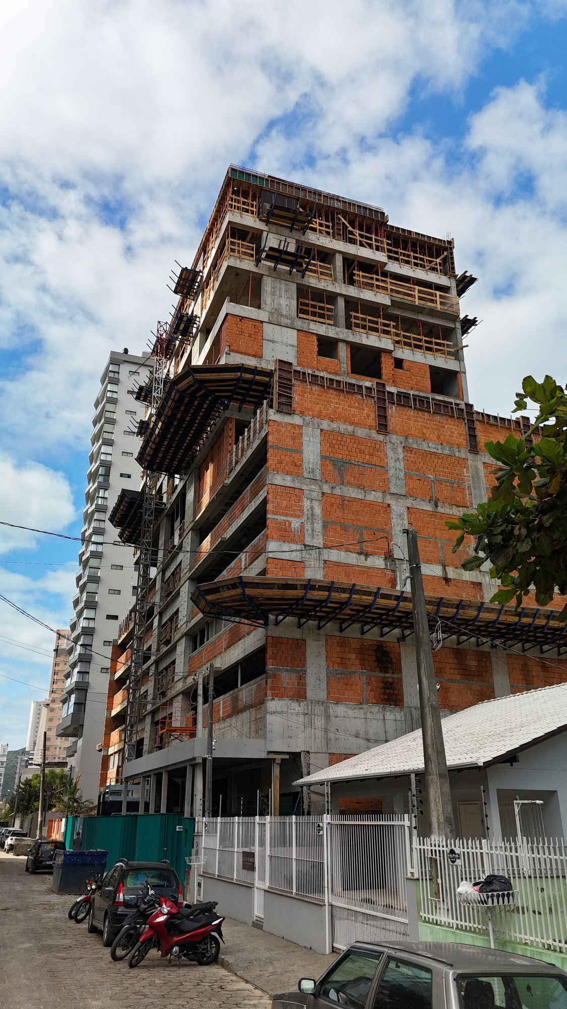 Voss Residence — andamento da obra em 15/07/2026, Grupo Lumis, Balneário Perequê, Porto Belo SC Voss Residence — andamento da obra em 15/07/2026, Grupo Lumis, Balneário Perequê, Porto Belo SC