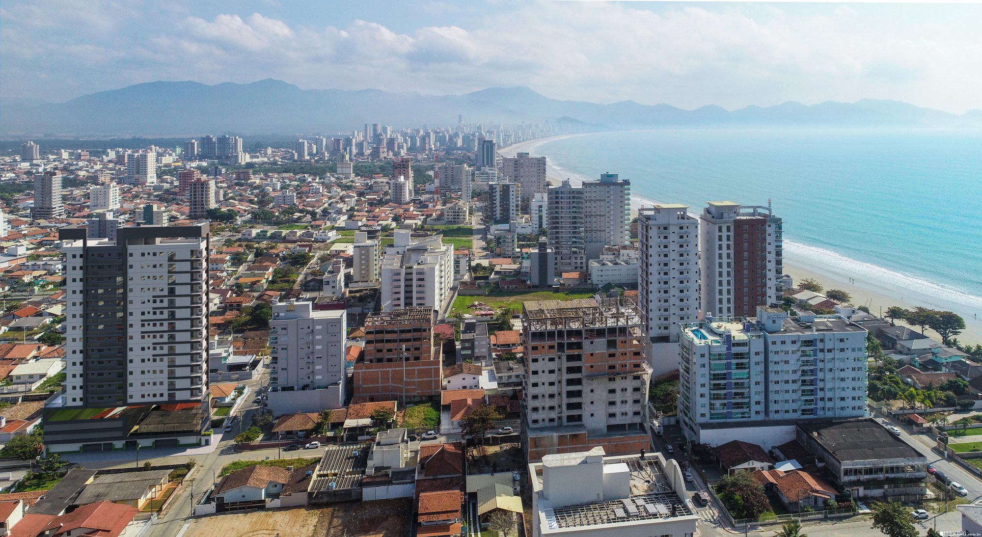 Piacenza — fachada e renders 3, MC Construtora e Incorporadora, Balneário Perequê, Porto Belo SC Piacenza — fachada e renders 3, MC Construtora e Incorporadora, Balneário Perequê, Porto Belo SC