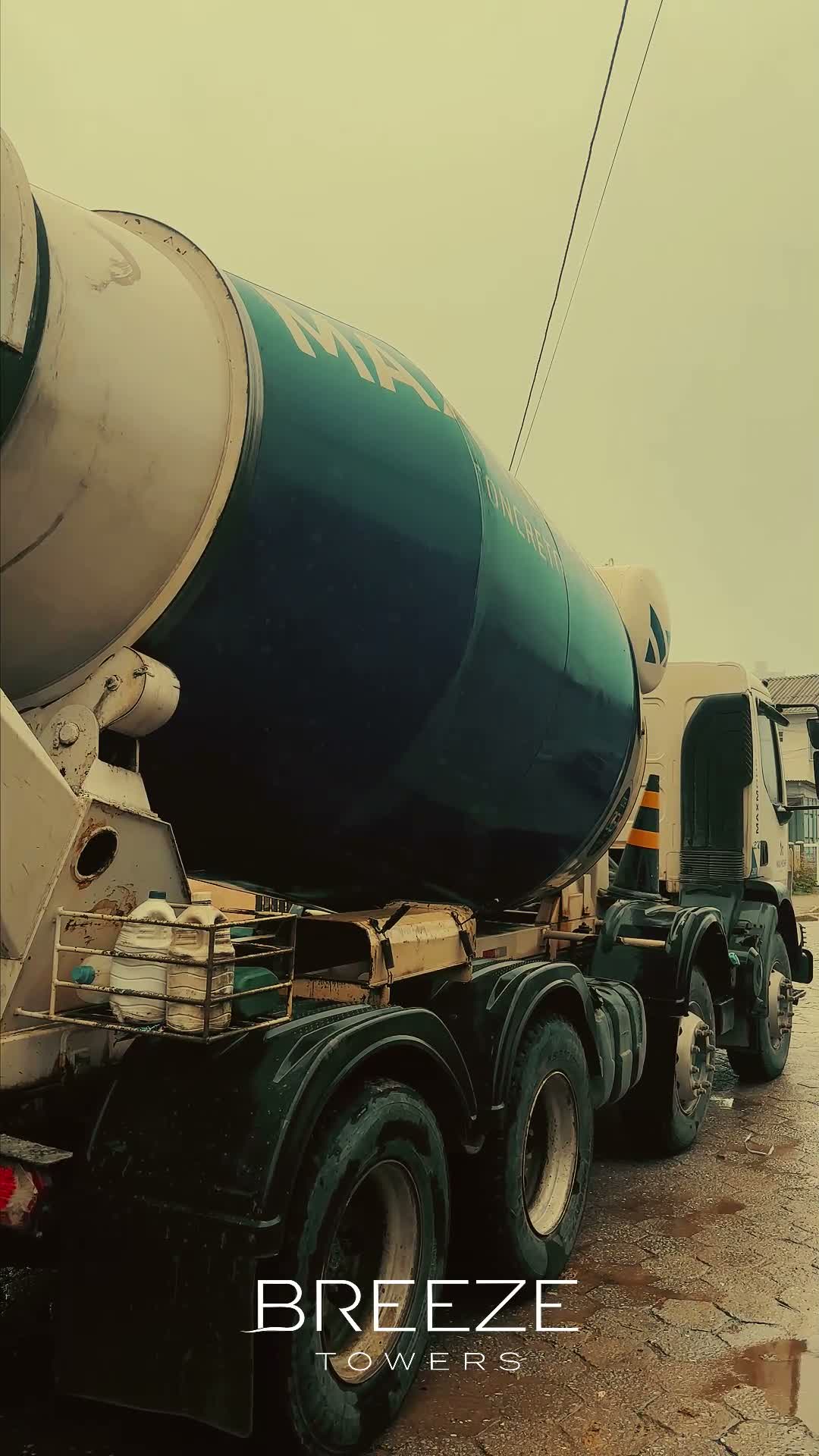 Breeze Towers — vídeo · Diário da Obra 14/08/26, Porto Belo SC
