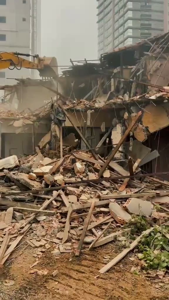 Mar da Galiléia Residence — vídeo · Preparação do terreno, Porto Belo SC